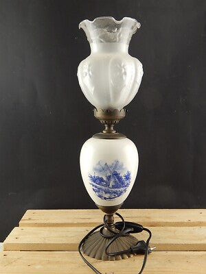 ANTICA LAMPADA O LUME DA TAVOLO PORCELLANA BIANCA OTTONE E TULIP IN VETRO