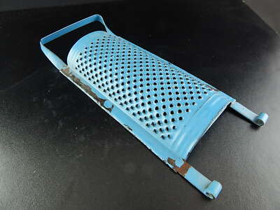 ANTICA RARA GRATTUGIA METALLO LATTA SMALTATA AZZURRA SHABBY CHIC COLLECTION