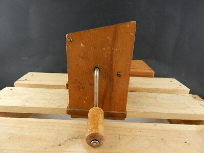 ANTICA AUTENTICA GRATTUGIA LEGNO CON MANOVELLA DA TAVOLO MADE IN ITALY