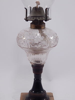 ANTICA LAMPADA DA TAVOLO IMPERO LUME A PETROLIO OIL LAMP