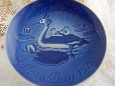 ROYAL COPENHAGEN BING&GRONDAHL PIATTO DELLA MAMMA 1978 PORCELLANA DIFETTO