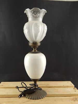 ANTICA LAMPADA O LUME DA TAVOLO PORCELLANA BIANCA OTTONE E TULIP IN VETRO