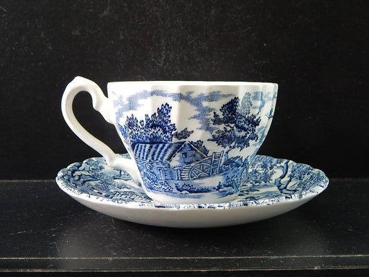 VINTAGE CERAMICA TAZZA TE' THE HUNTER MYOTT POTTERY ENGLAND IL CACCIATORE #2117