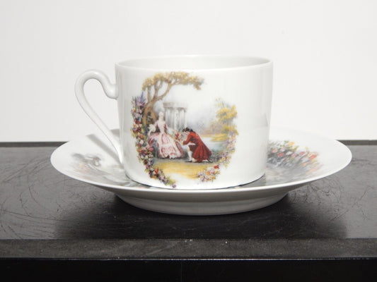 ANTICA PRIMA META' 900 LIMOGES TAZZA DA TE' PORCELLANA BIANCA CON SCENA GALANTE