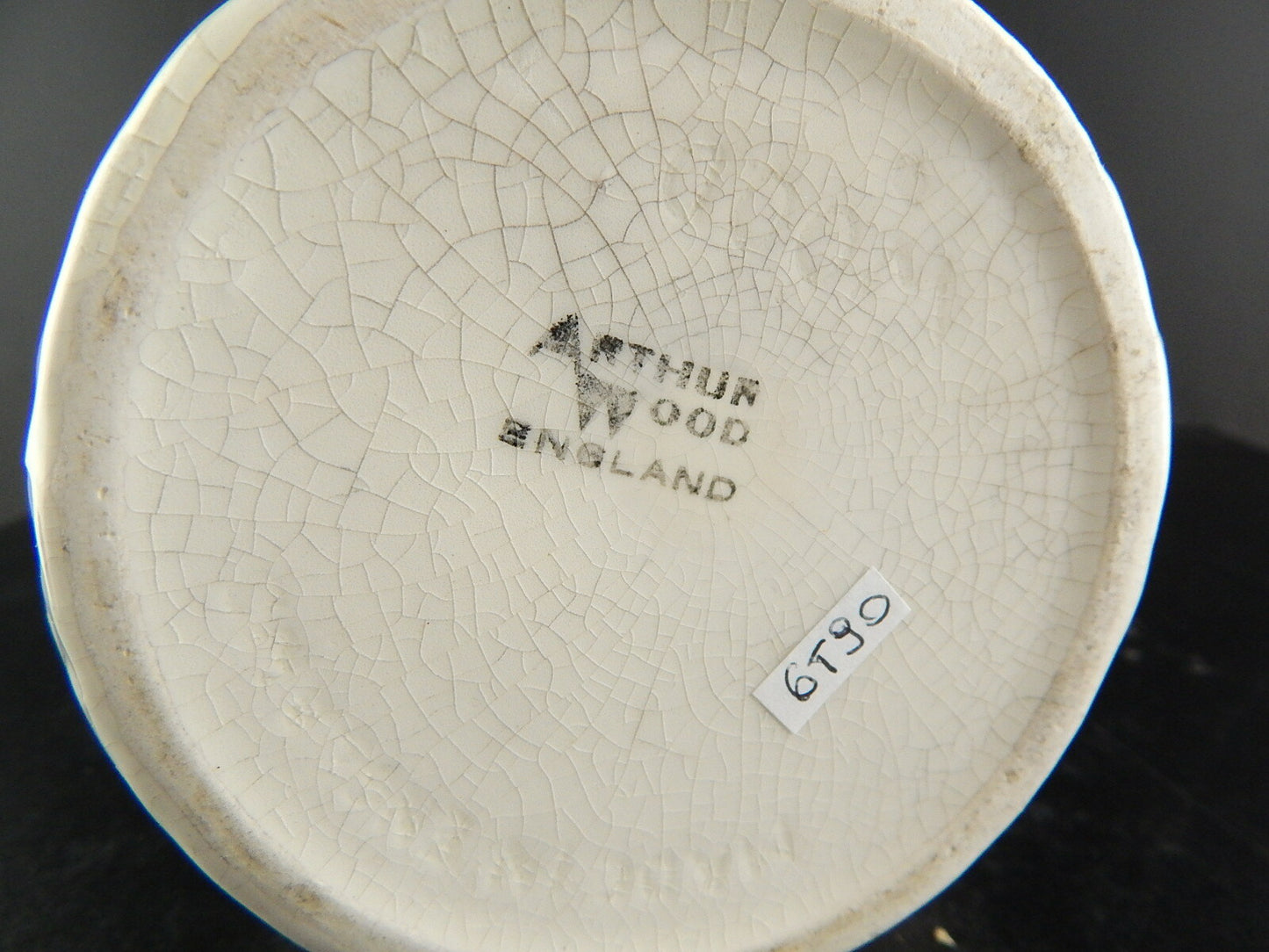 ANTICA PREZIOSA RARA CARAFFA BROCCA CERAMICA BARBOTINE INGLESE ARTHUR WOOD