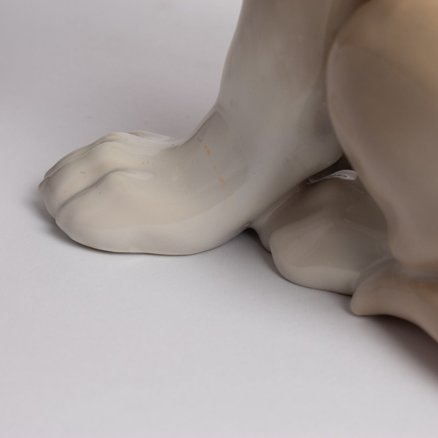 RARA STATUINA PORCELLANA ROYAL COPENHAGEN "Cucciolo di Labrador Bob" RESTAURATA