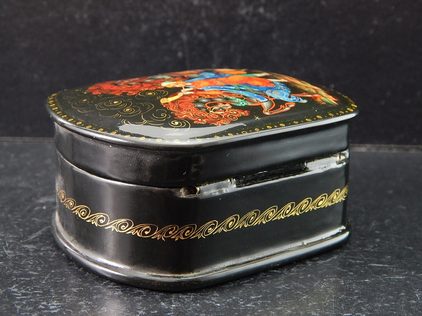 VINTAGE PREZIOSA SCATOLA COFANETTO RUSSO LEGNO LACCATO DIPINTA E FIRMATA