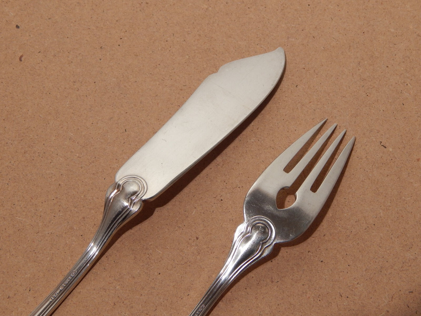 VINTAGE BROGGI MILANO SET 12 POSATE PESCE ALPACCA ARGENTATE MODELLO SERBELLONI