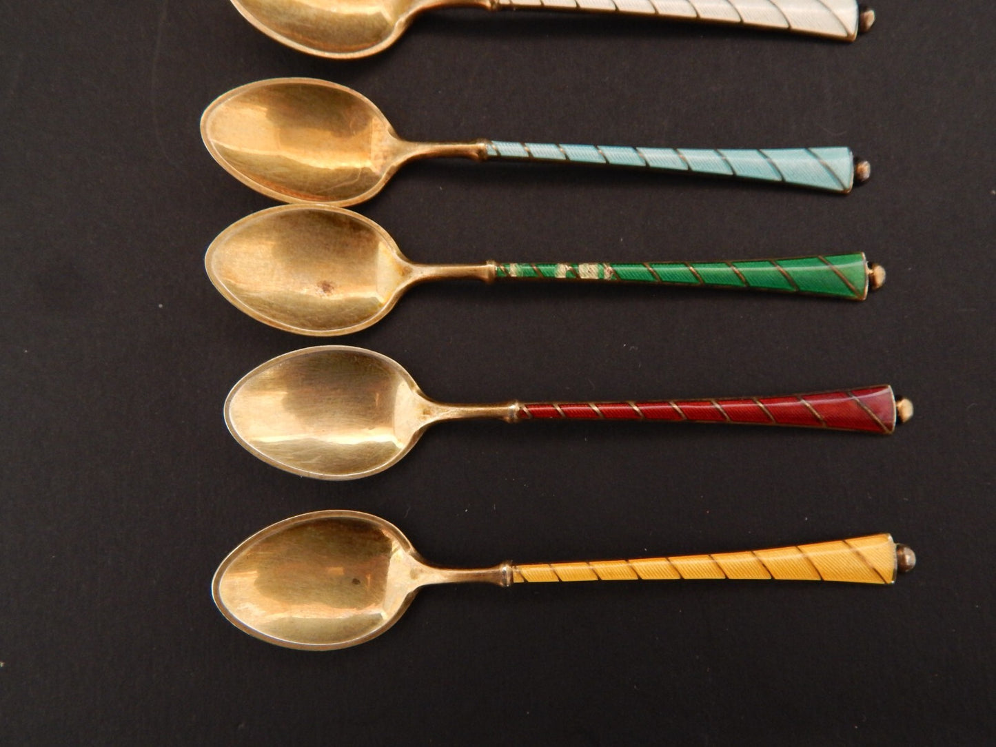 6 PREZIOSI ORIGINALI CUCCHIAINI ARGENTO STERLING 925 DORATI SMALTATI DENMARK