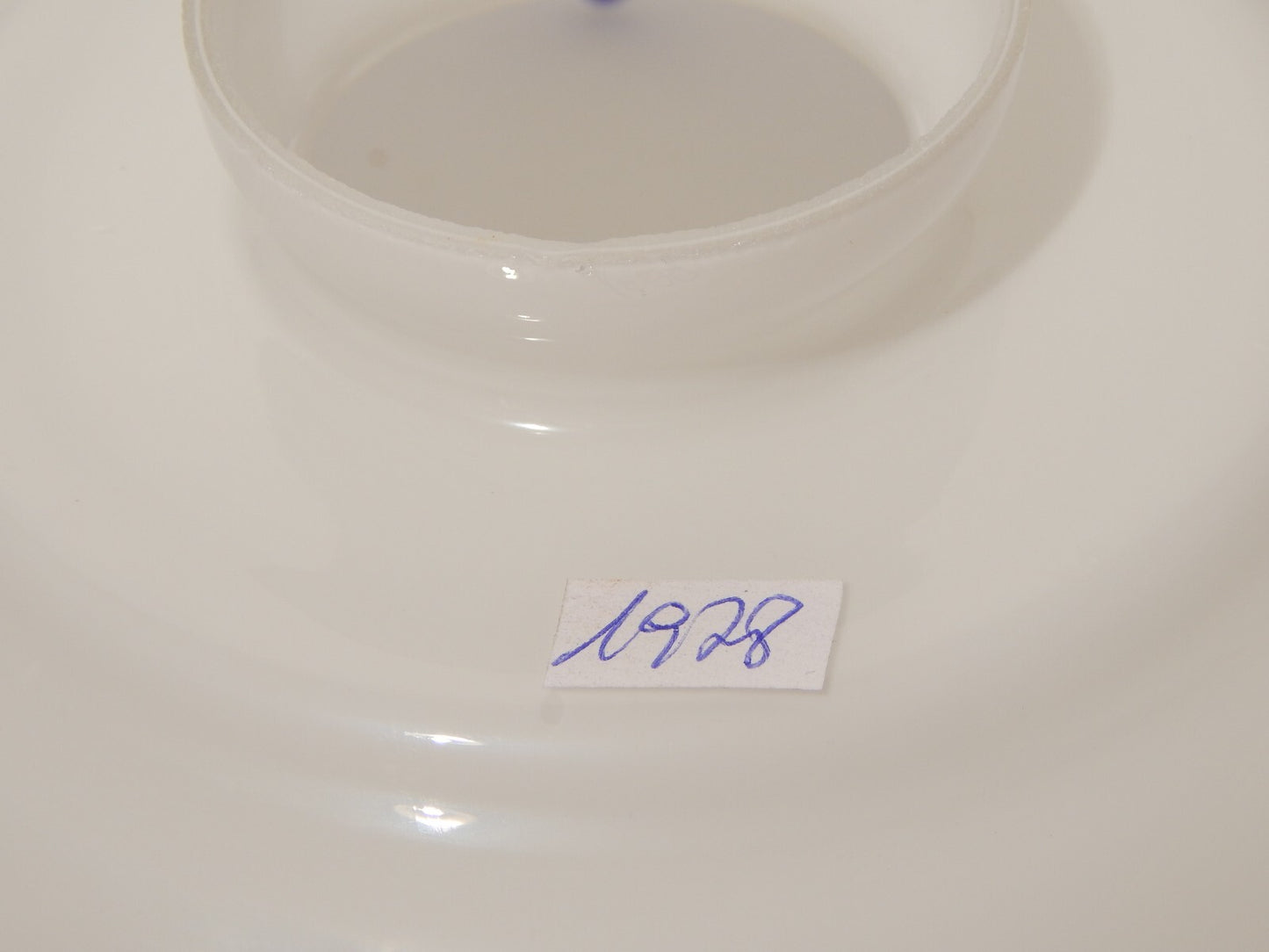 ANTICO ORIGINALE EPOCA LIBERTY VETRO OPALINO BORDO BLU COBALTO PER LAMPADARIO