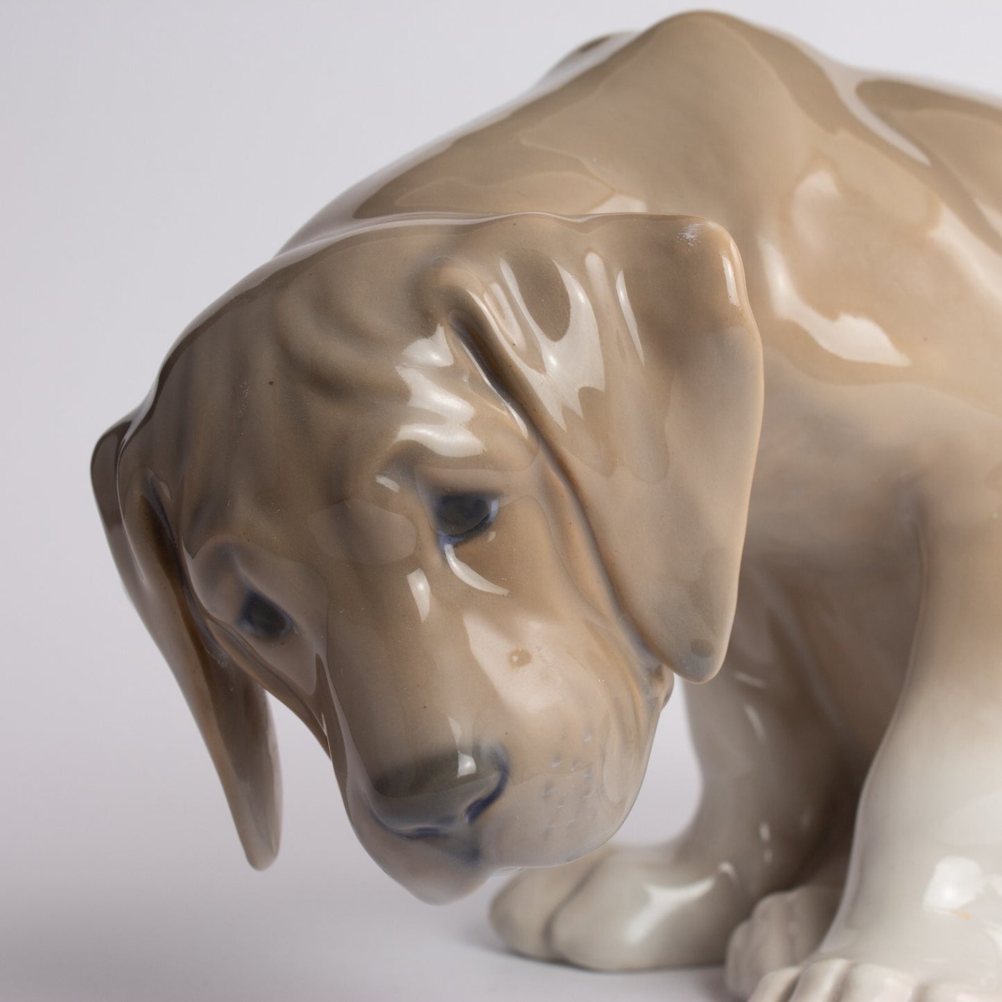 RARA STATUINA PORCELLANA ROYAL COPENHAGEN "Cucciolo di Labrador Bob" RESTAURATA