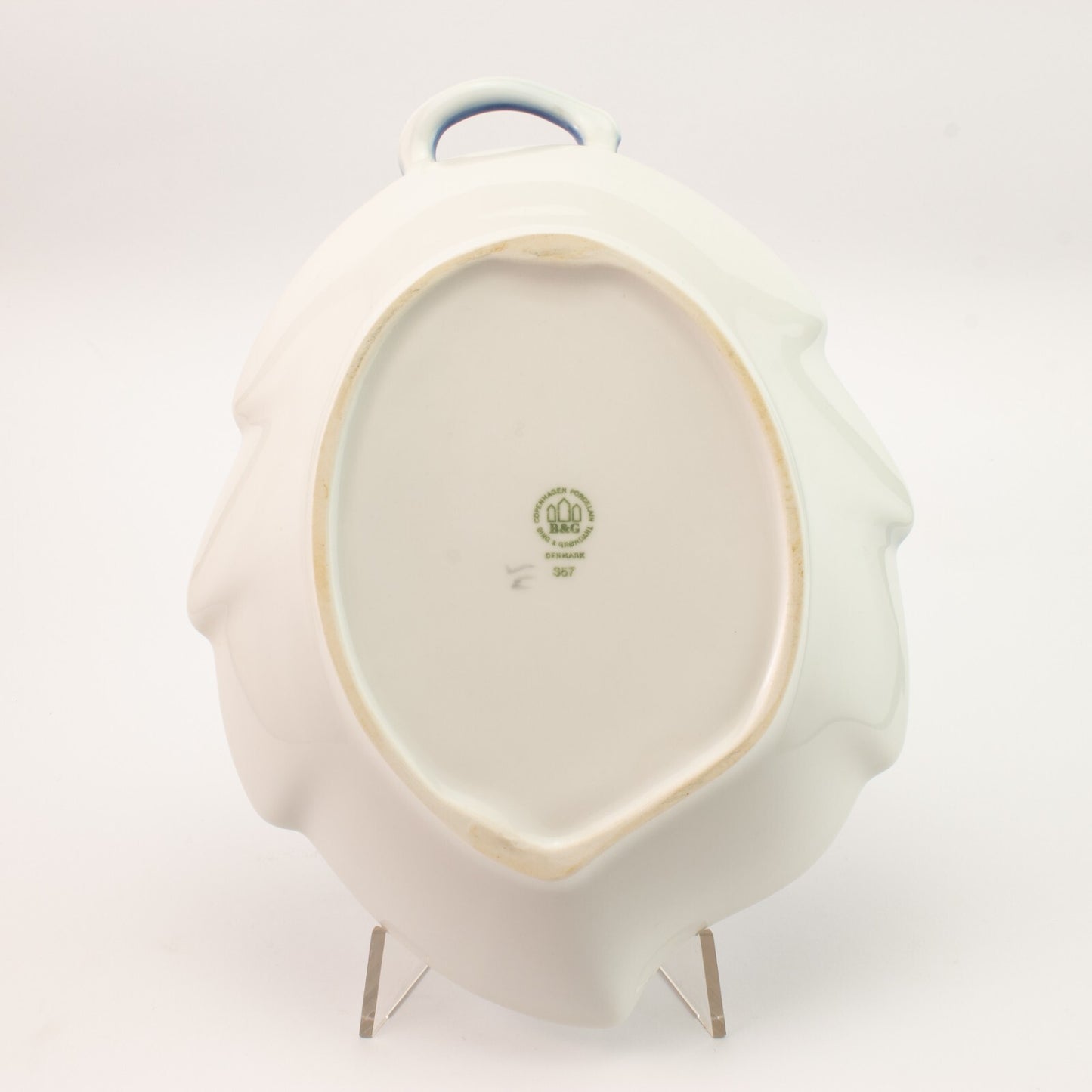 PIATTO PORTATA A FOGLIA PORCELLANA E ORO ZECCHINO GABBIANI BING&GRONDAHL 357