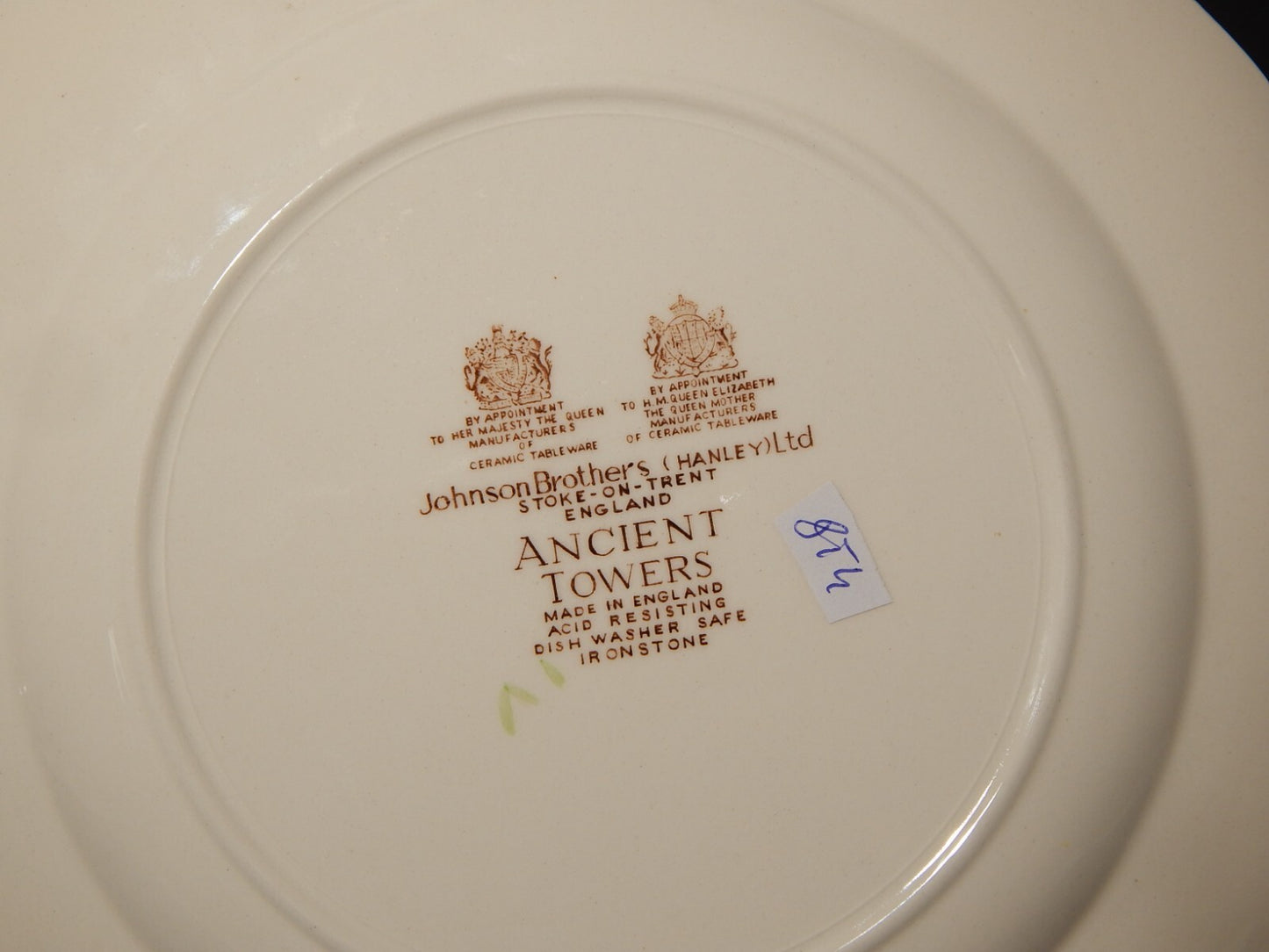 VINTAGE SEMI PORCELLANA JOHNSON BROS ANCIENT TOWERS PIATTO PIANO CM 25