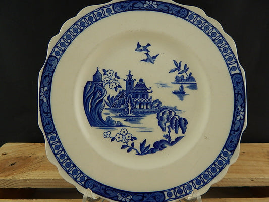 ANTICO PIATTO TORTA CERAMICA INGLESE BY MYOTT & SONS PAGODA CM 23 BIANCO BLU