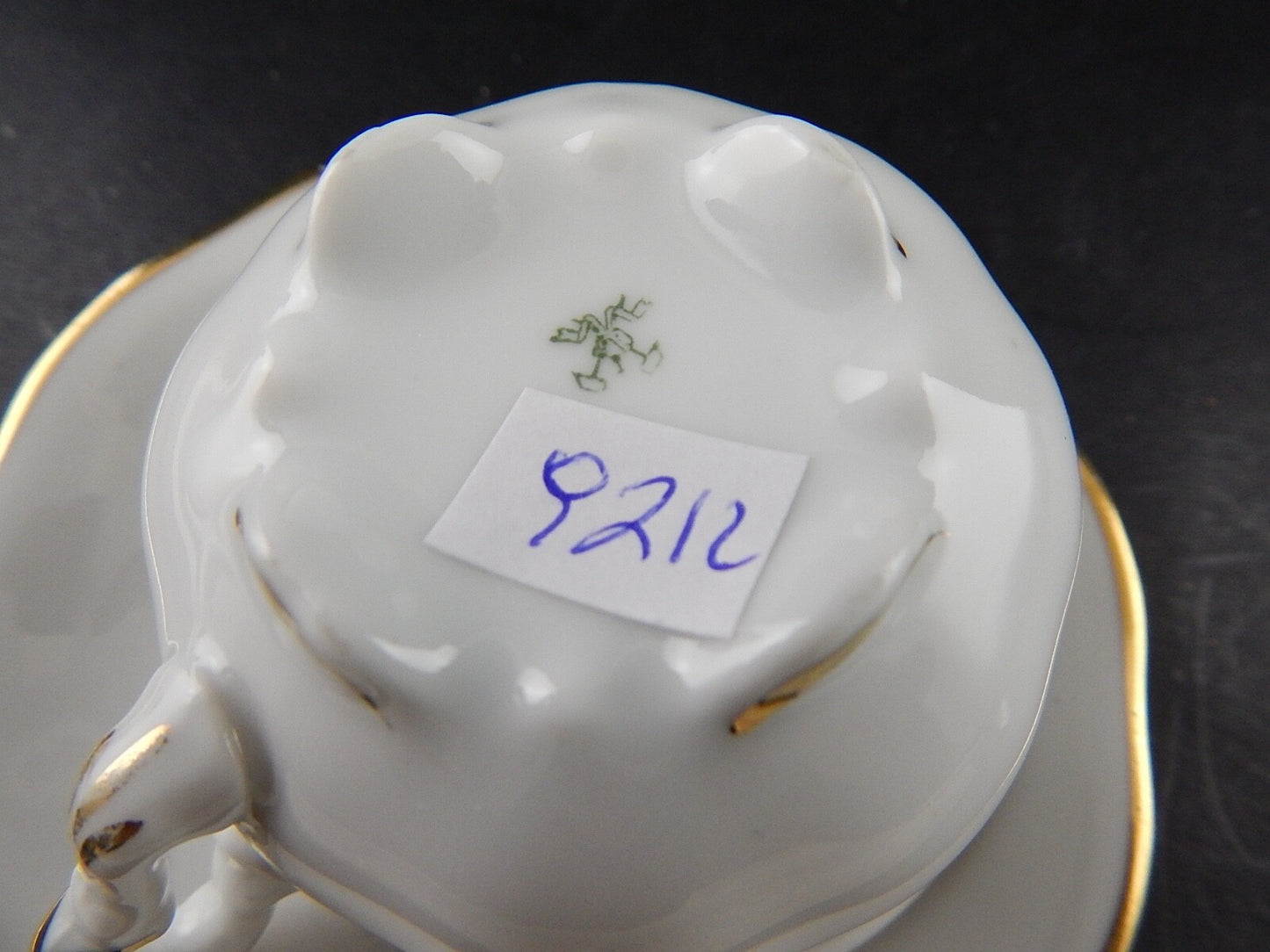 ANTICA PREZIOSA ROCAILLE TAZZINA CAFFE' PORCELLANA BIANCA ORO PIRKEN HAMMER