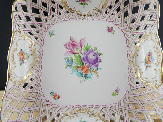 PORCELLANA HEREND VINTAGE PREZIOSO CENTROTAVOLA TRAFORATO PRIMAVERA DIPINTO MANO