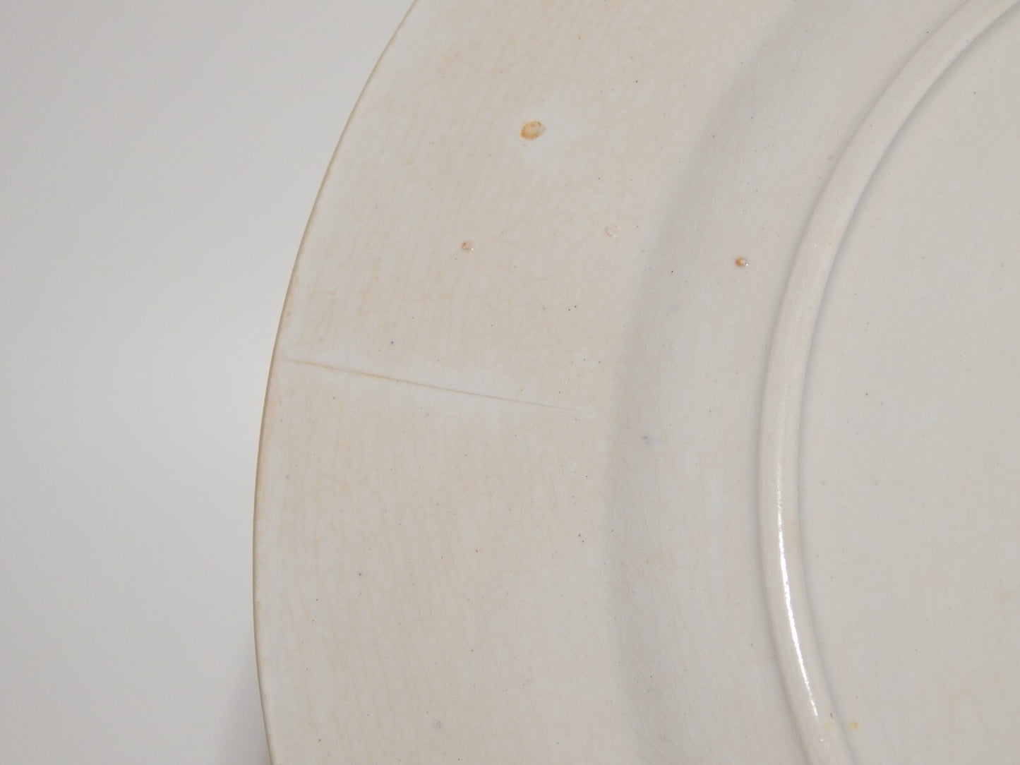 ANTICO PIATTO CERAMICA STAFFORDSHIRE PRIMAVESI DEL 1860 ERMINE BORDER VIOLA ####