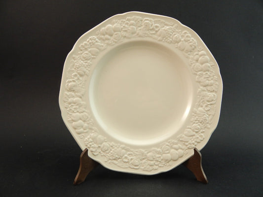 VINTAGE PIATTO CERAMICA BIANCA BARBOTINE CROWN DUCAL A. G. RICHARDSON