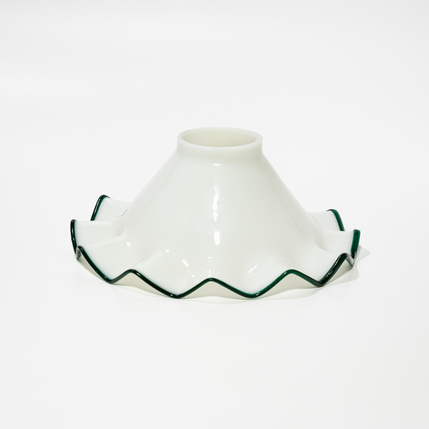 ANTICO EPOCA LIBERTY VETRO OPALINO TULIP PARALUME PER APPLIQUE O LAMPADA