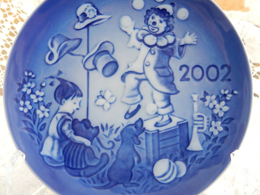 ROYAL COPENHAGEN BING&GRONDAHL CHILDREN'S DAY 2002 PIATTO BAMBINO PORCELLANA