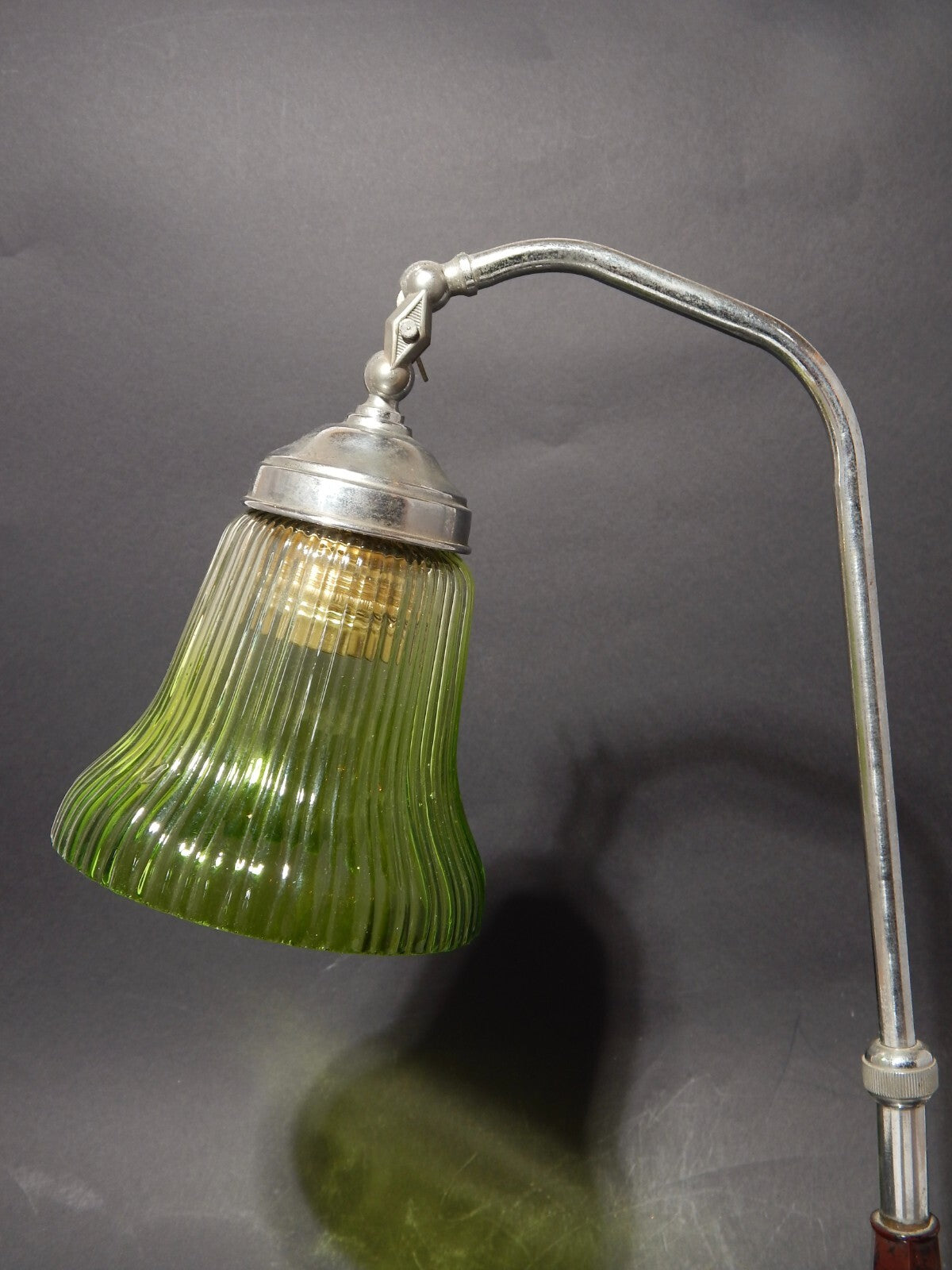 ANTICA LAMPADA TAVOLO SCRIVANIA ART DECO MINISTERO CON PARALUME VETRO VERDE