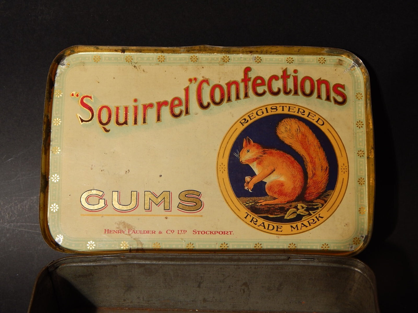 COLLEZIONE ANTICA ORIGINALE RARA SCATOLA LATTA INGLESE SQUIRREL CONFECTIONS