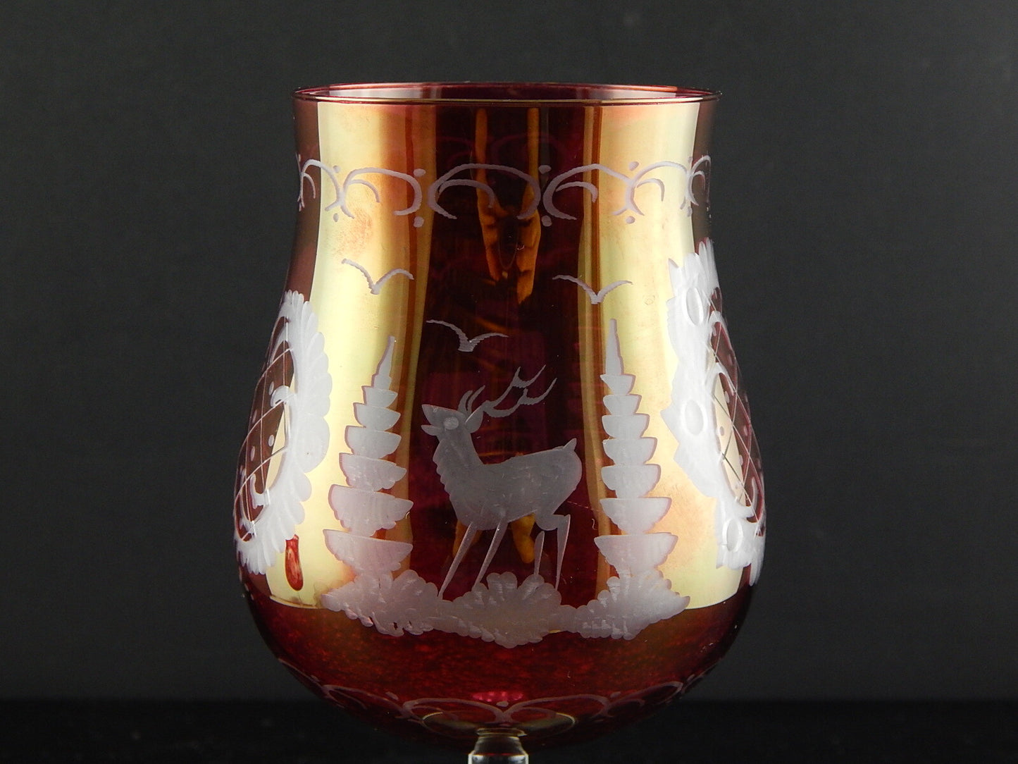 ANTICO BICCHIERE CALICE CRISTALLO ROSSO RUBINO INCISO ALL'ACIDO BOEMIA
