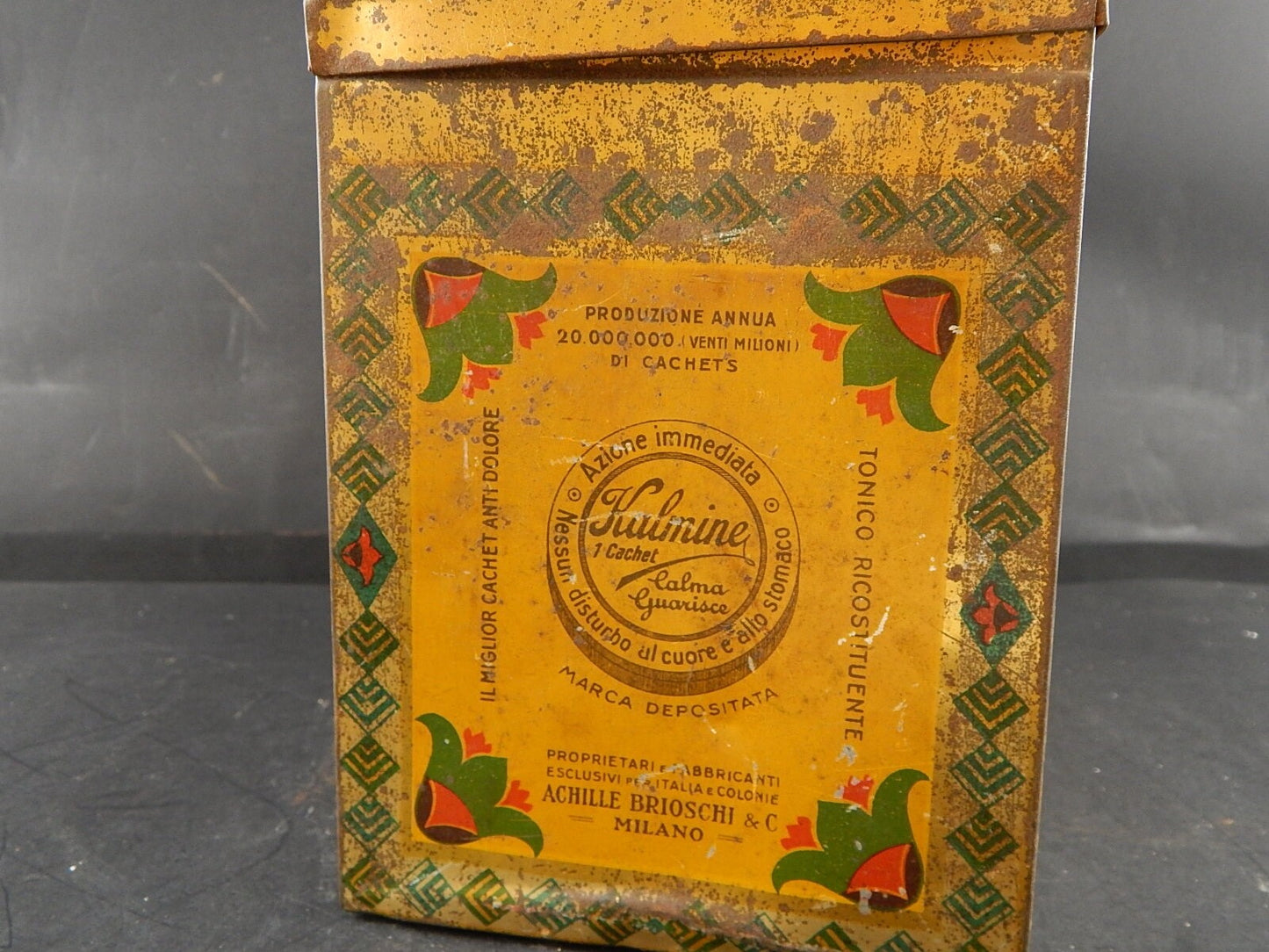 COLLEZIONE ANTICA RARA SCATOLA LATTA POLVERI BRIOSCHI MARCA DELLA REAL CASA