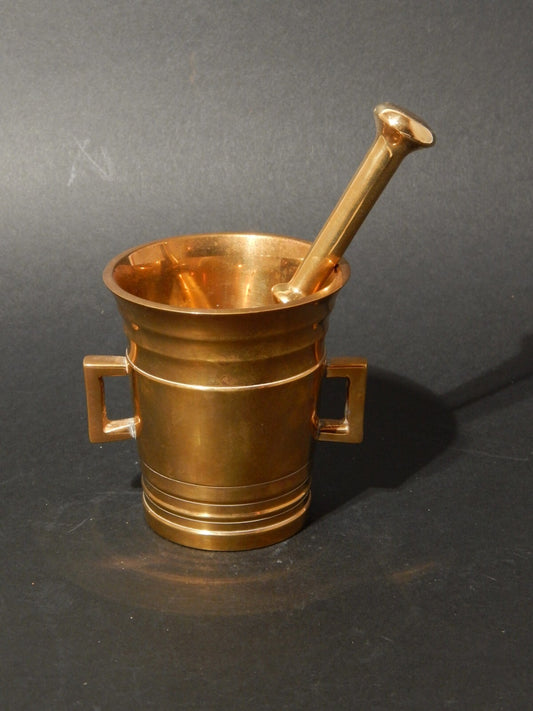 ANTICO MORTAIO IN OTTONE DA FARMACIA SPEZIALE PROVENIENZA NORD EUROPA