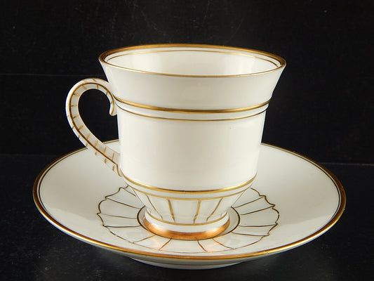 ANTICA ELEGANTE TAZZA IMPERO PORCELLANA BIANCA E ORO BING&GRONDAHL COPENHAGEN