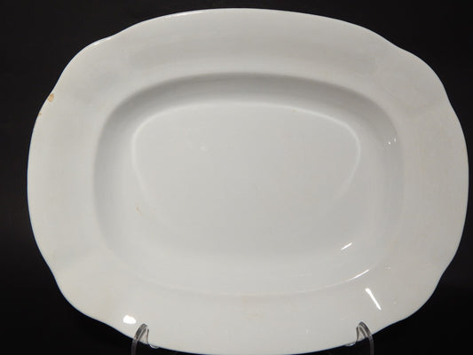 ANTICO VASSOIO PORCELLANA BIANCA VILLEROY&BOCH METTLACH