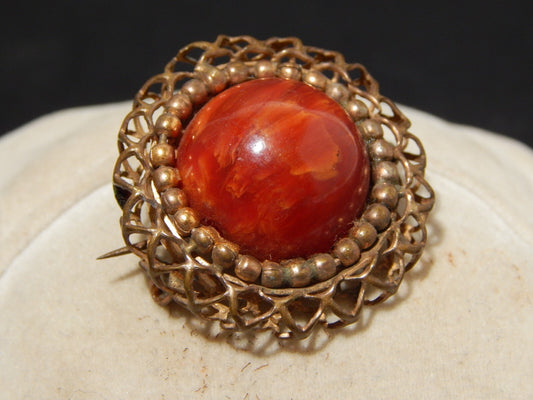 ANTICA SPILLA GIOIELLO IN OTTONE E AGATA ROSSA