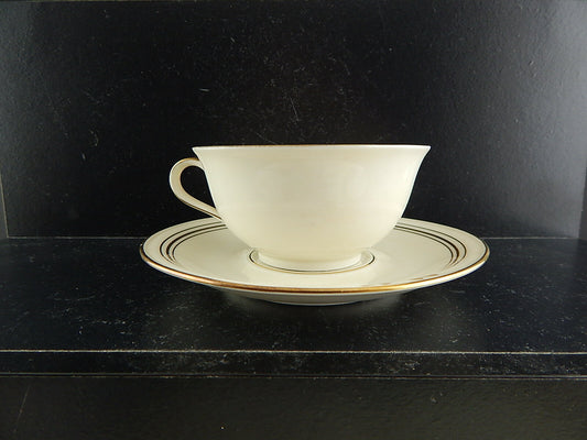 ANTICA TAZZA DA TÈ ART DECO PORCELLANA AVORIO ROSE ORO BAVARIA OSCAR SCHALLER