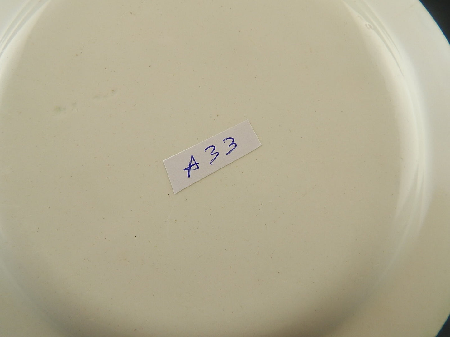 ANTICO PIATTO SEMI PORCELLANA RICHARD MILANO DECORO FERRARA META' 800 #A33