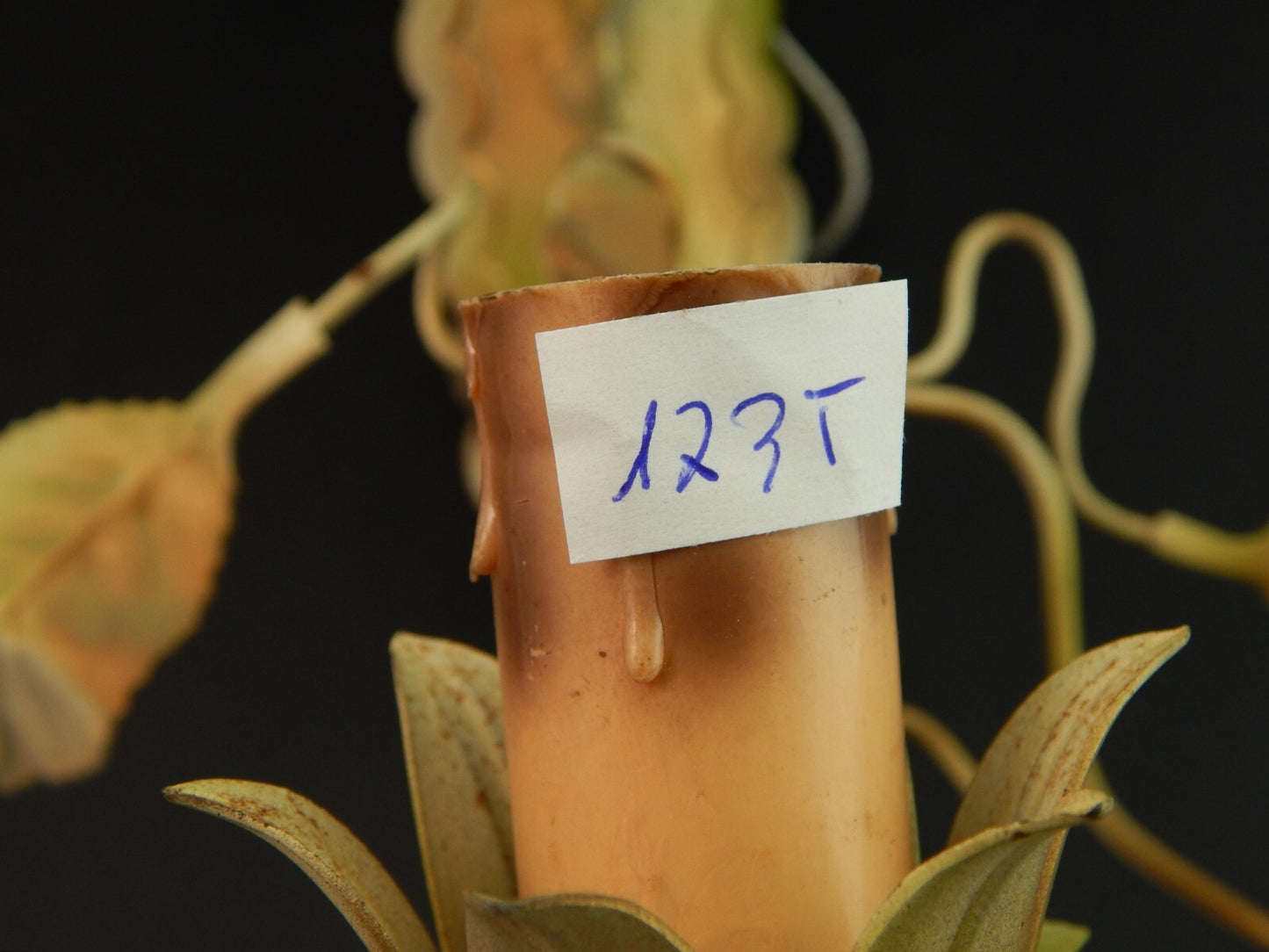 APPLIQUE 1 FUOCO ANTICA LIBERTY FERRO BATTUTO E ROSE CERAMICA POLICROME #1735