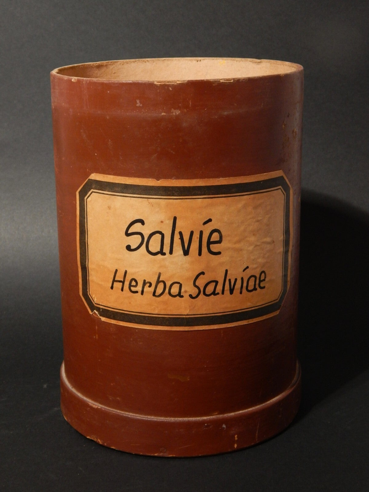 ANTICA SCATOLA CILINDRICA CARTONATA E LEGNO FARMACIA SPEZIALE ETICHETTA SALVIE