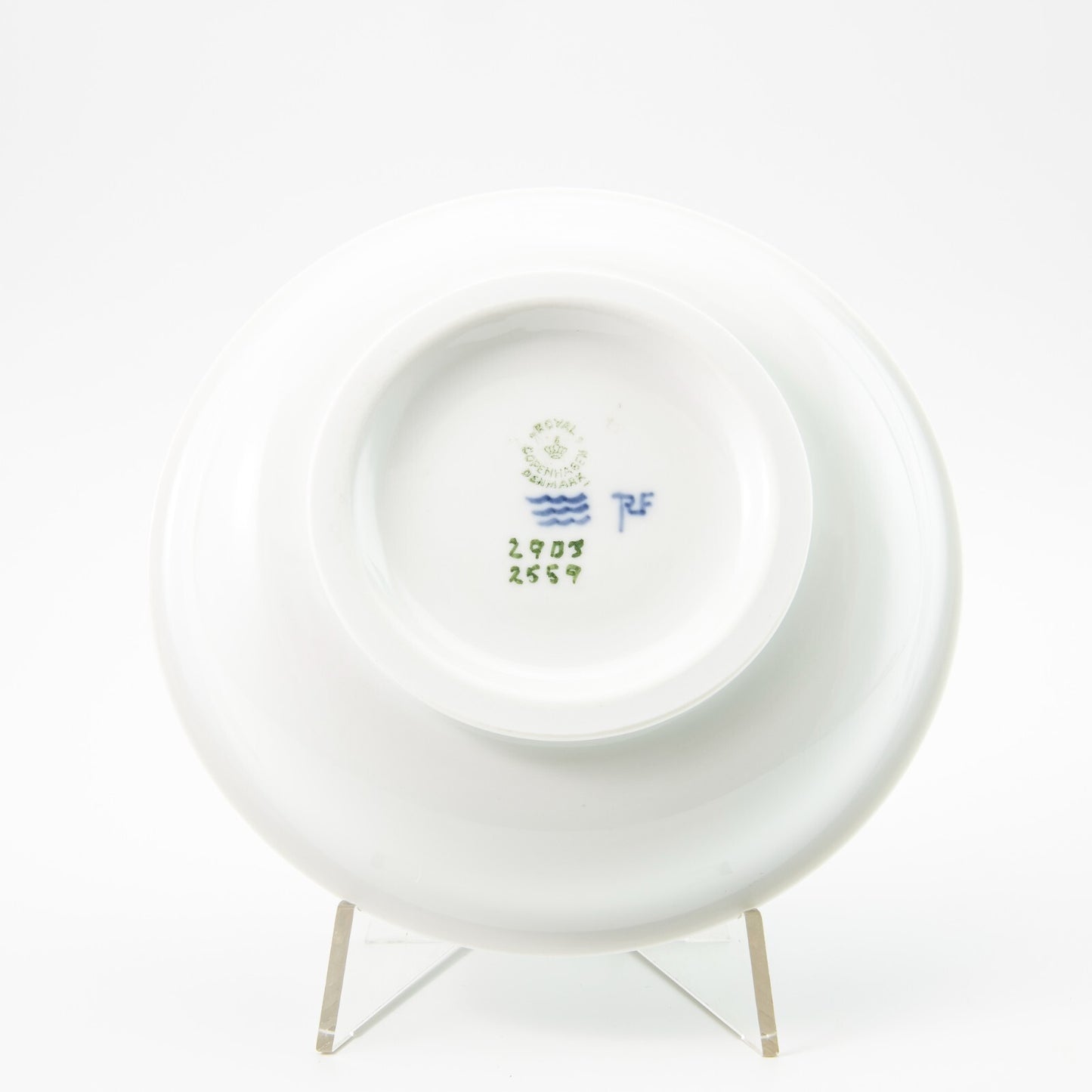 SVUOTATASCHE POSACENERE PIATTO PORCELLANA ROYAL COPENHAGEN CON PAESAGGIO CM 18