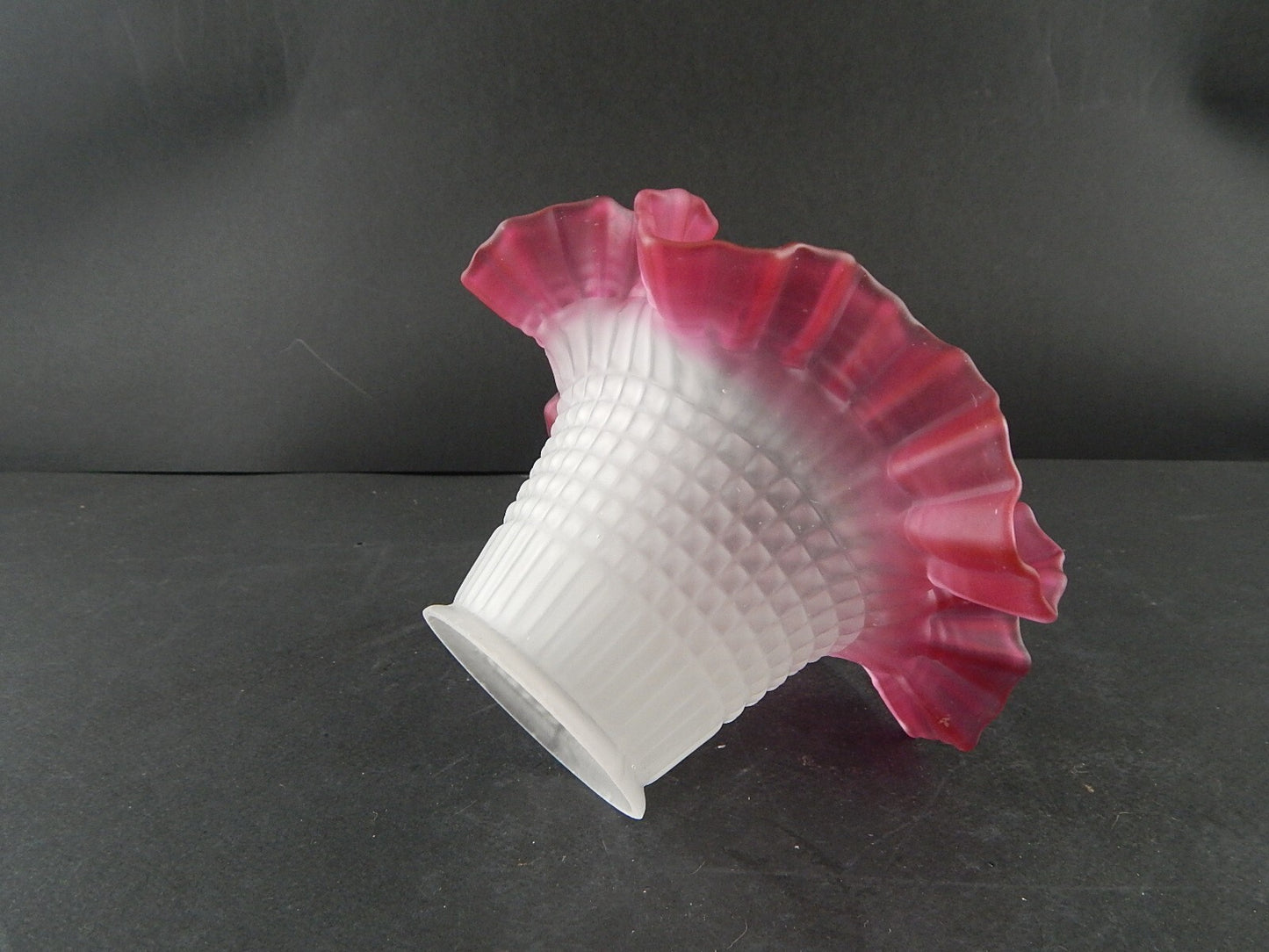 ANTICO EPOCA LIBERTY VETRO SATINATO TULIP PARALUME PER APPLIQUE O LAMPADA A420