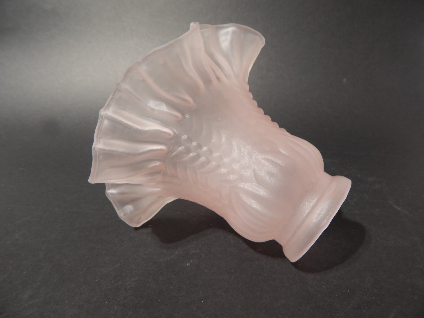 ANTICO LIBERTY TULIP PARALUME IN VETRO SATINATO ROSA PER APPLIQUE O LAMPADA