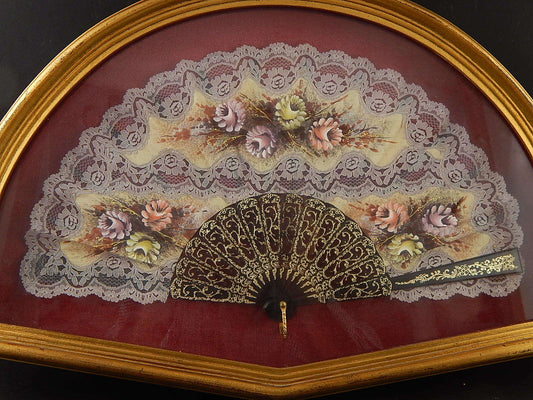 PREZIOSO ELEGANTE VENTAGLIO PIZZO E FIORI DIPINTI CON VENTAGLIERA COLLEZIONE