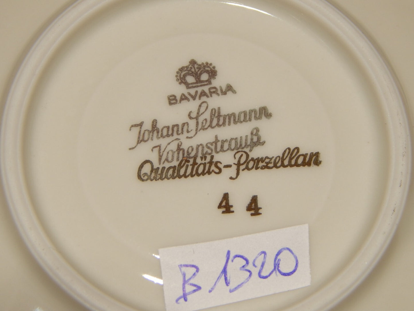 ANTICA ART DECO TAZZINA CAFFE' PORCELLANA COLOR CREMA ORO VOHENSTRAUSS BAVARIA