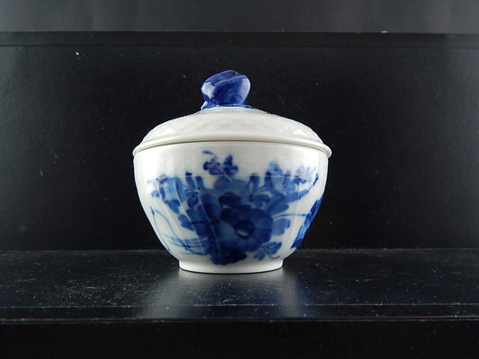 ROYAL COPENHAGEN PORCELLANA ZUCCHERIERA NEW BLUE FLOWER CURVED SUGAR POT #155