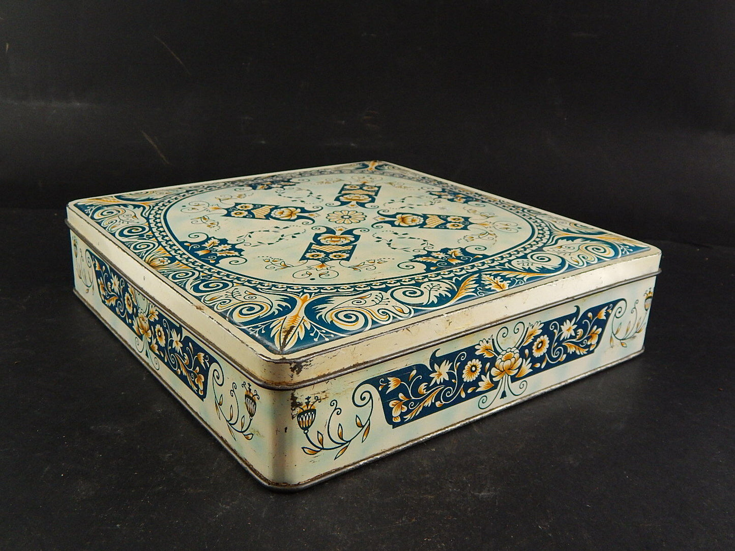 COLLEZIONE ANTICA ORIGINALE SCATOLA DI LATTA STAMPATA DECORI ARABESCHI ROUEN