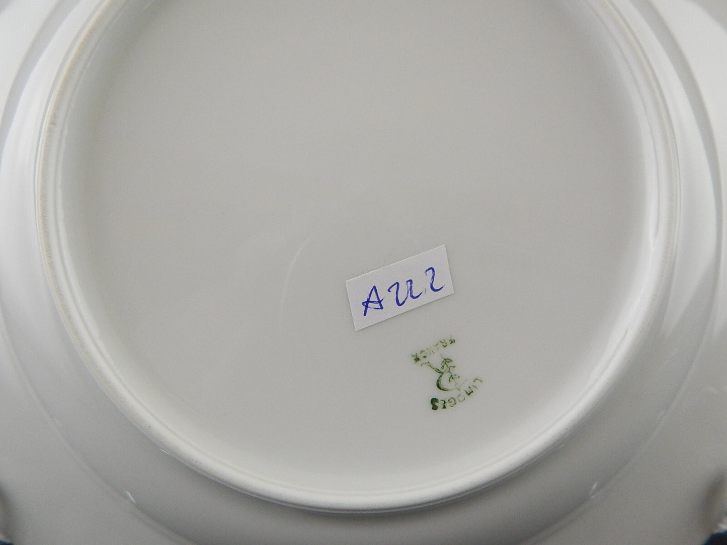 PIATTO FONDO LIMOGES RAYNAUD WASHINGTON PORCELLANA BIANCA DECORO ARABESCHI