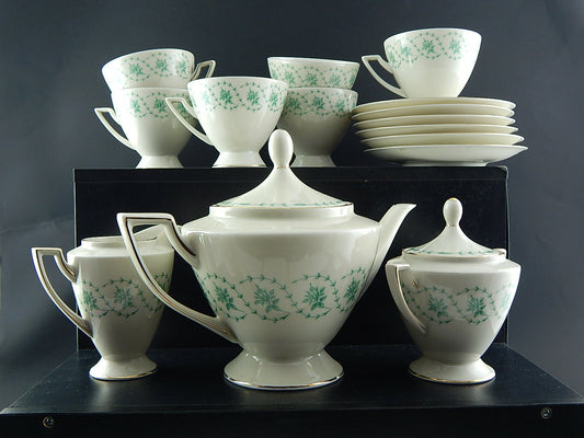ANTICO SERVIZIO DA TÈ IMPERO PORCELLANA AVORIO E VERDE JAEGER&CO BAVARIA
