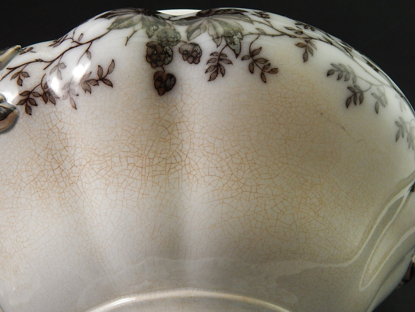 ANTICA RARA ZUPPIERA CENTROTAVOLA CERAMICA SARREGUEMINES U&Cie HUBLON 1800