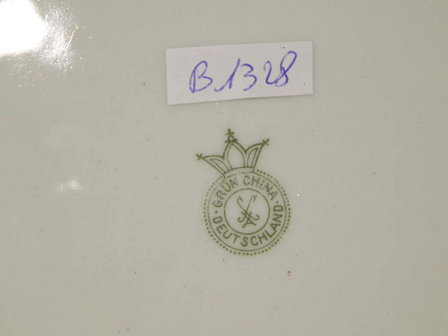 ANTICO VASSOIO CON MANICI PORCELLANA OSCAR SCHALLER DECORO GRUN CHINA VERDE