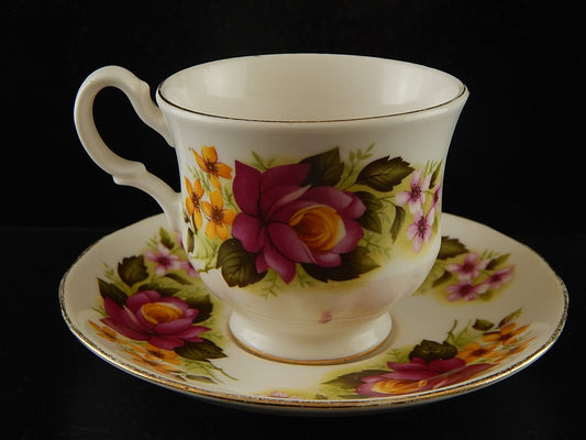 PREZIOSA PORCELLANA INGLESE ROYAL KENT TAZZA VINTAGE BONE CHINA ROSES