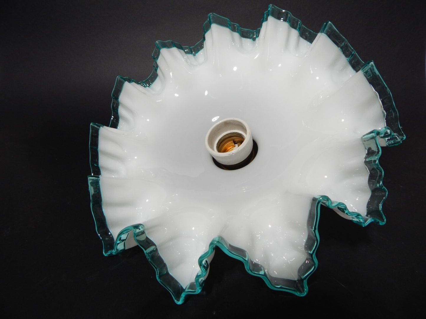 ANTICO ORIGINALE EPOCA LIBERTY LAMPADARIO IN VETRO OPALINO BORDO VETRO SOFFIATO