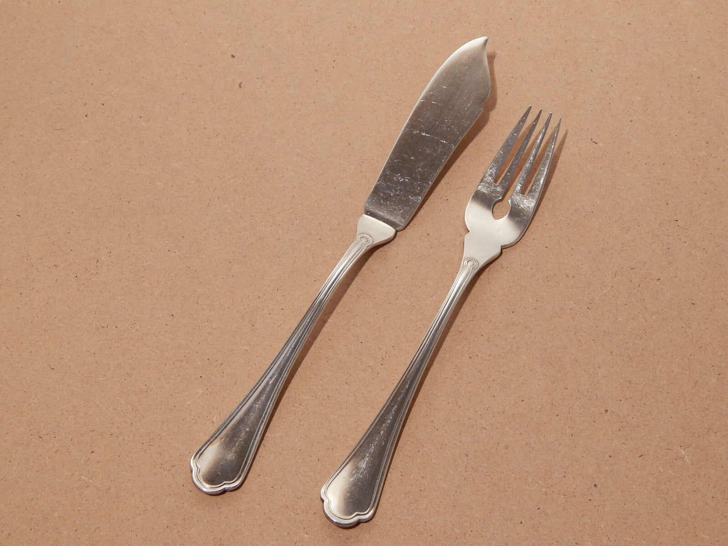 VINTAGE BROGGI MILANO SET 12 POSATE PESCE ALPACCA ARGENTATE MODELLO SERBELLONI